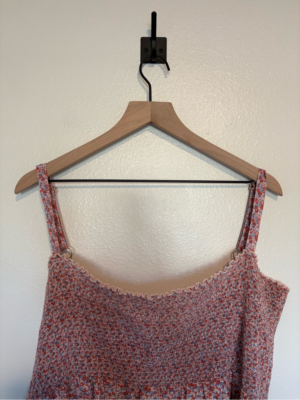 Nation LTD Ditsy Floral Print Smocked Peplum Tank Top Boho Pink - Picture 3 of 7